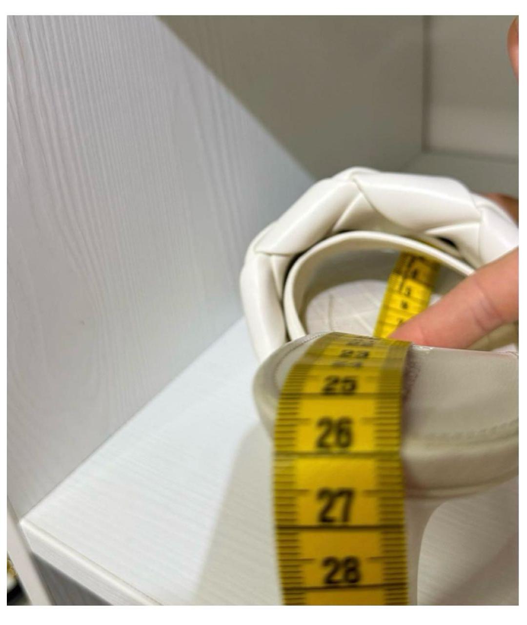 BOTTEGA VENETA Белые кожаные мюли, фото 6