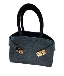 FERRAGAMO Сумка с короткими ручками