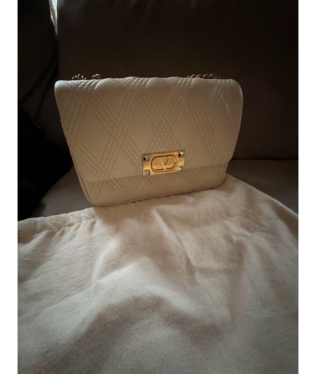 VALENTINO Бежевая кожаная сумка с короткими ручками, фото 5