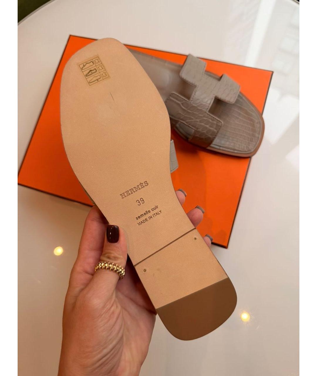 HERMES Бежевые сабо из экзотической кожи, фото 4