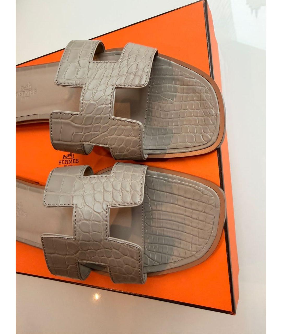 HERMES Бежевые сабо из экзотической кожи, фото 2