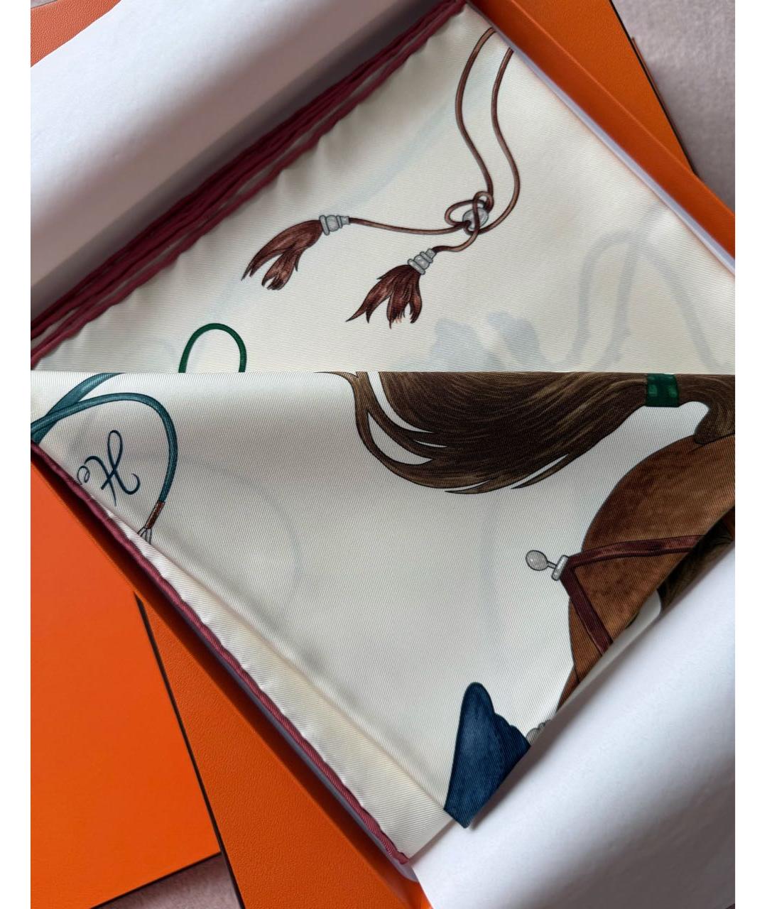 HERMES Бежевый шелковый платок, фото 3