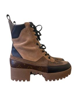 LOUIS VUITTON Ботинки