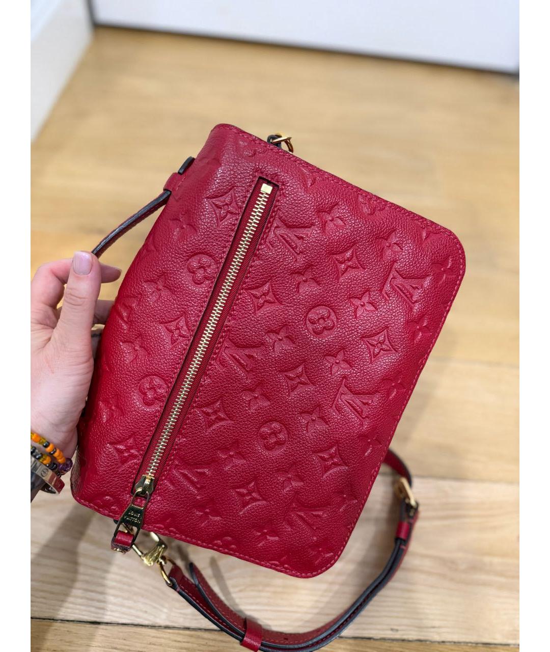 LOUIS VUITTON Красная кожаная сумка с короткими ручками, фото 2