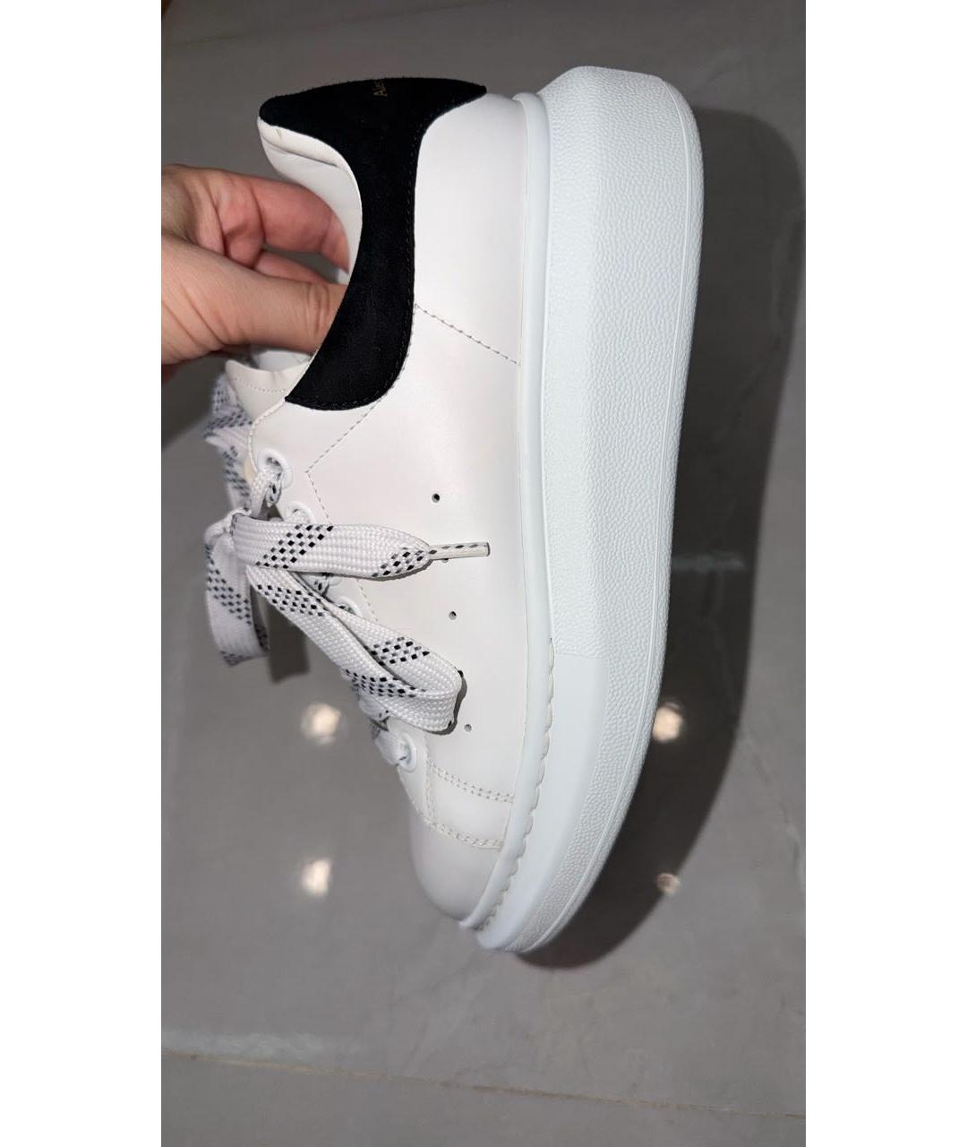 ALEXANDER MCQUEEN Белые кожаные кеды, фото 3
