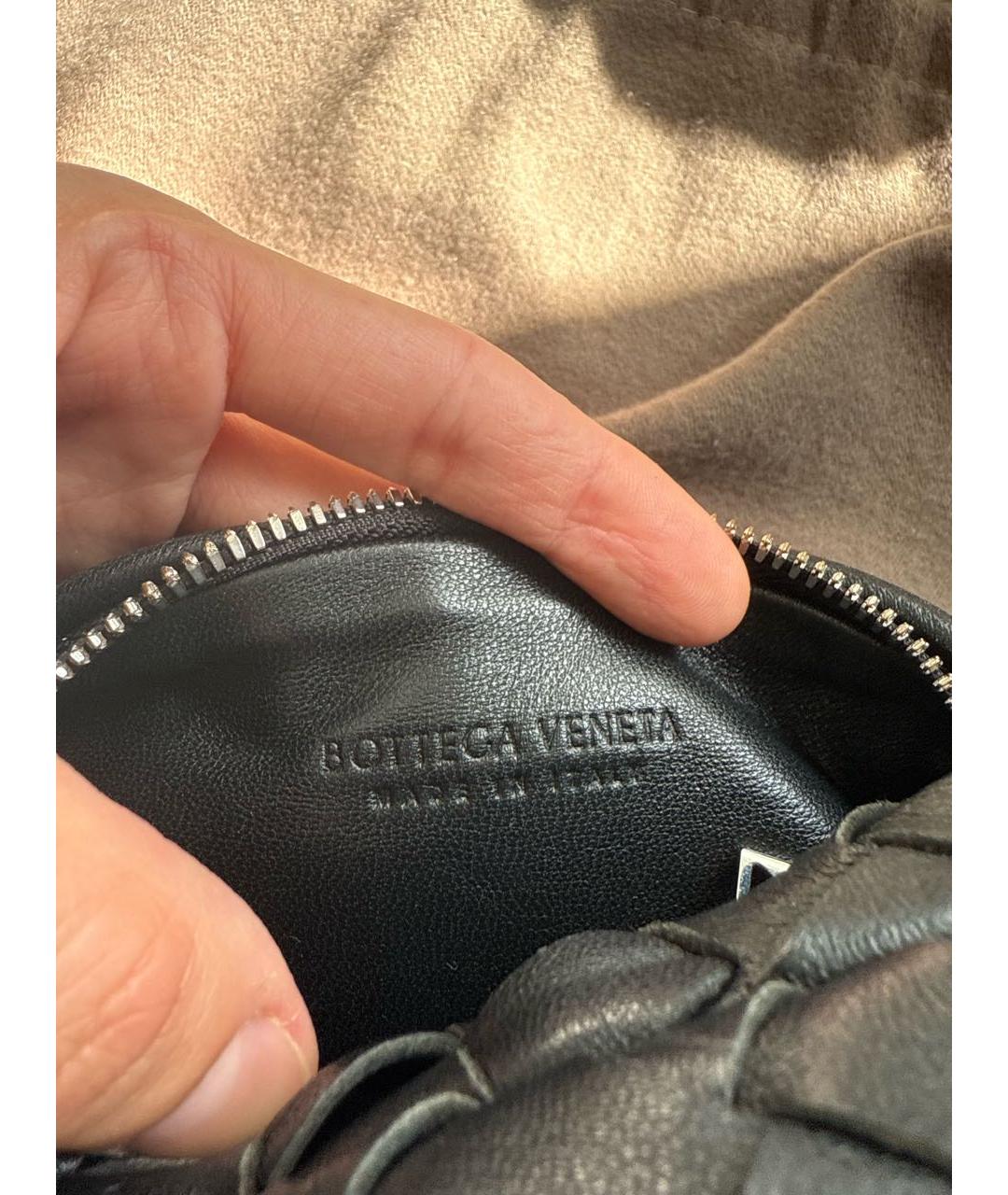 BOTTEGA VENETA Черная кожаная сумка с короткими ручками, фото 4