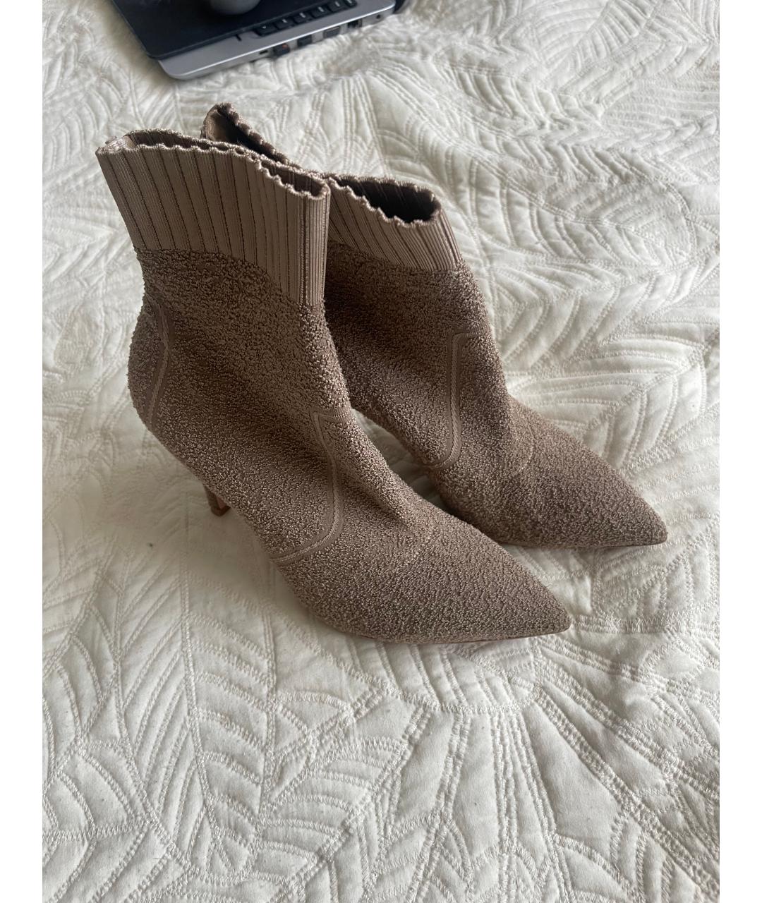 GIANVITO ROSSI Бежевые текстильные ботильоны, фото 3