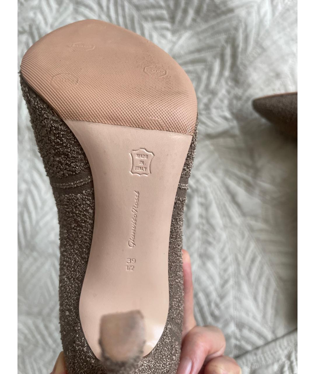 GIANVITO ROSSI Бежевые текстильные ботильоны, фото 6