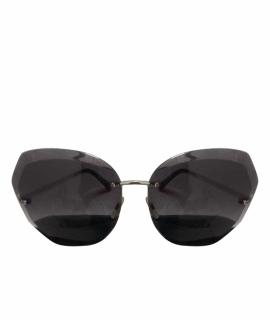 CHANEL Солнцезащитные очки