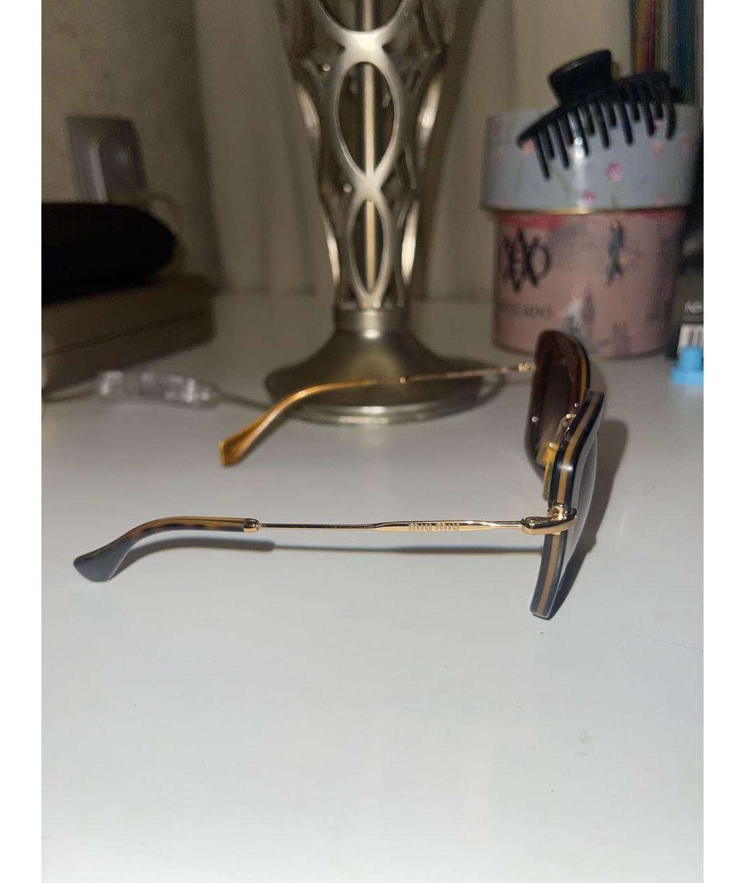 MIU MIU Золотые металлические солнцезащитные очки, фото 3