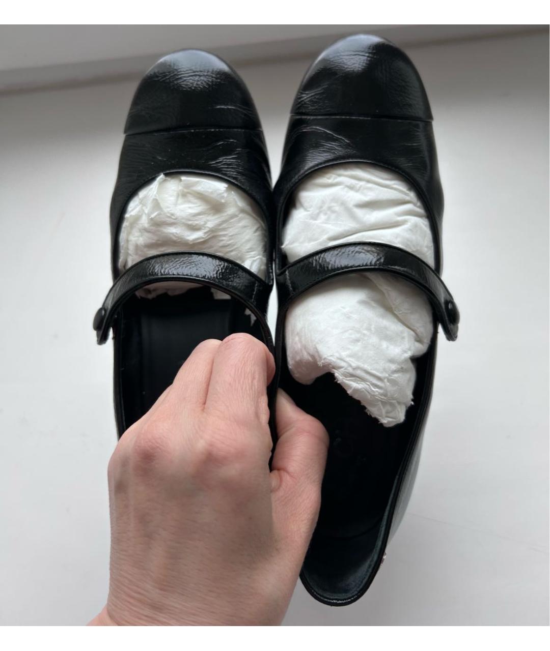 CHANEL Черные туфли из лакированной кожи, фото 3