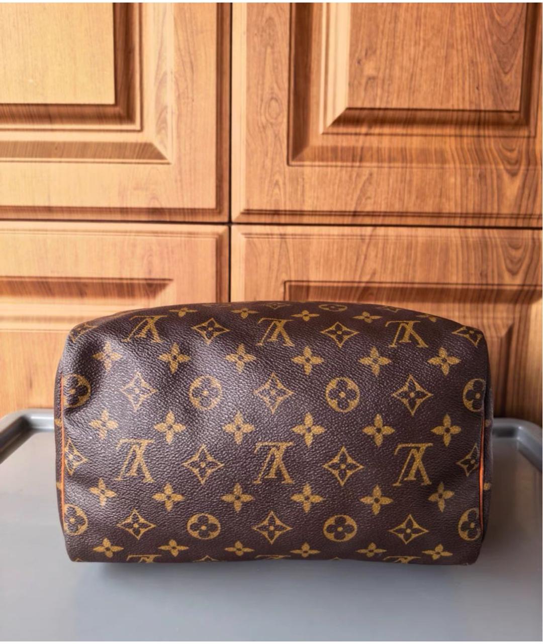 LOUIS VUITTON Коричневая сумка с короткими ручками, фото 3