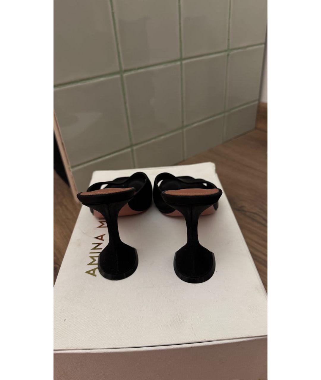 Amina Muaddi Черные замшевые мюли, фото 4
