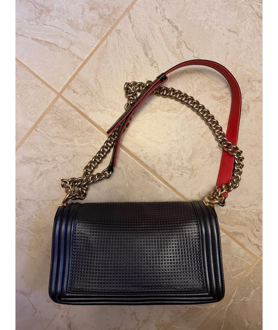 CHANEL Черная кожаная сумка через плечо, фото 3