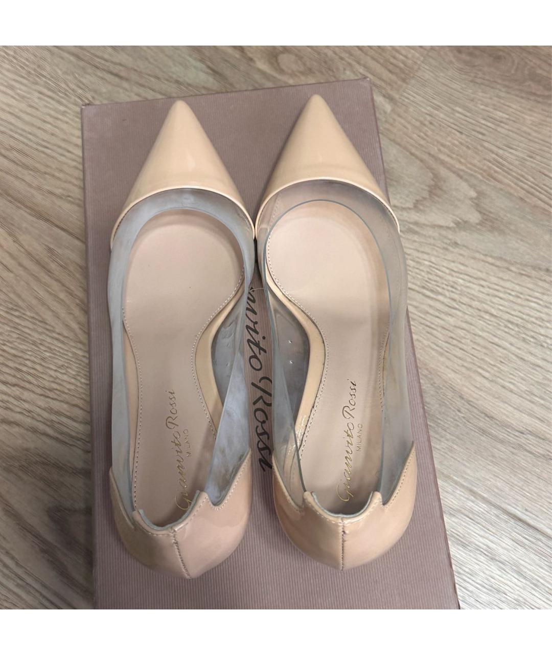 GIANVITO ROSSI Бежевые кожаные туфли, фото 2