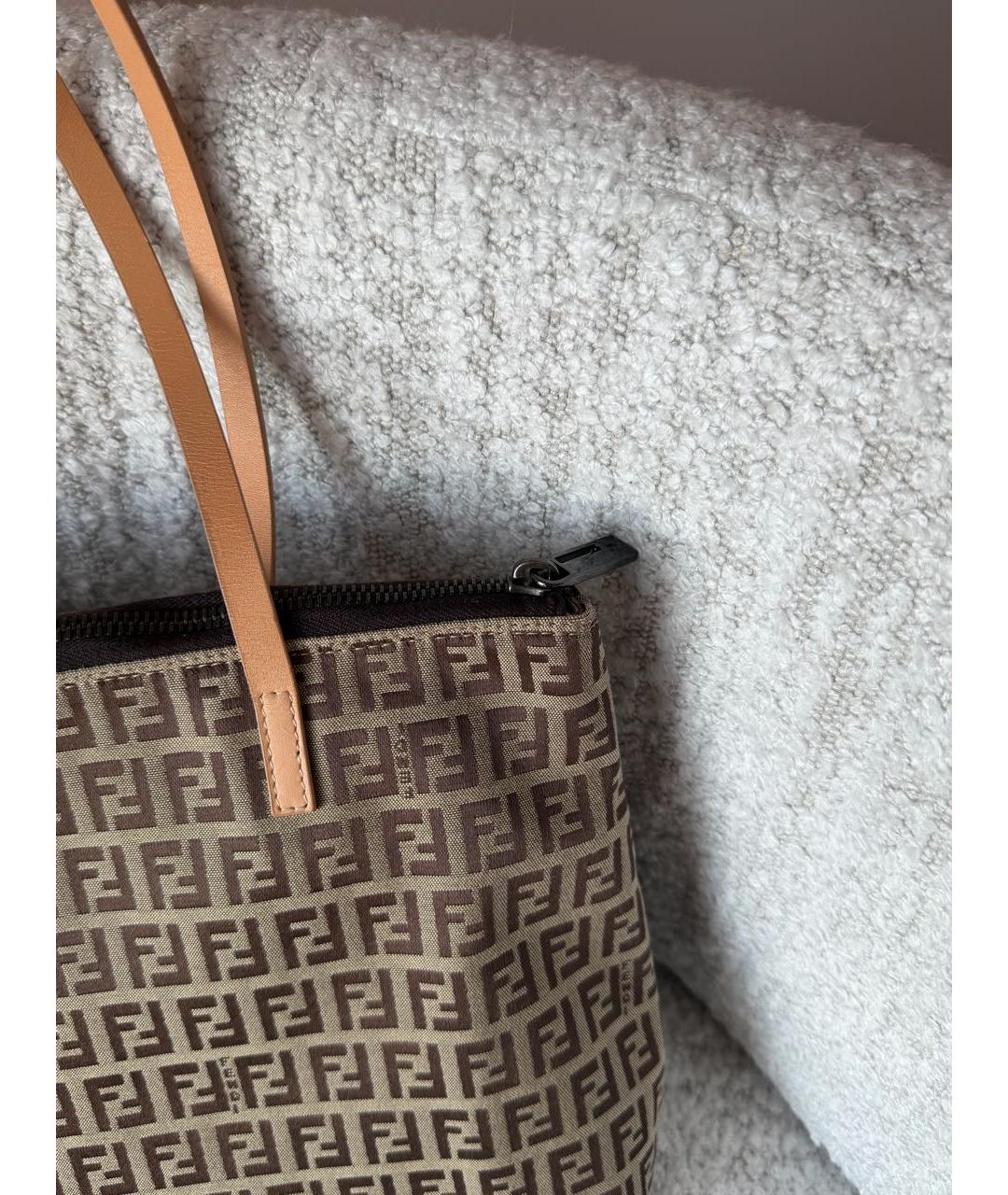 FENDI Бежевая тканевая сумка тоут, фото 7