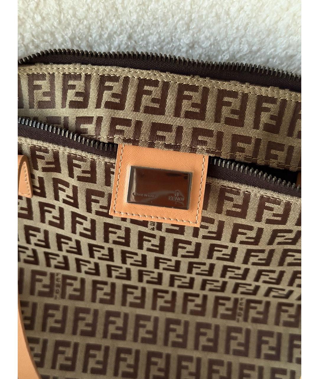 FENDI Бежевая тканевая сумка тоут, фото 5