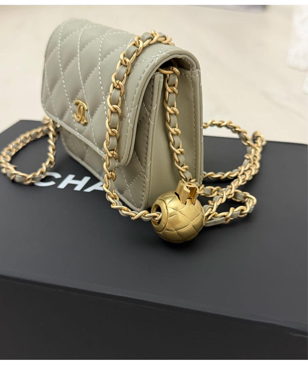 CHANEL Серая кожаная сумка через плечо, фото 2