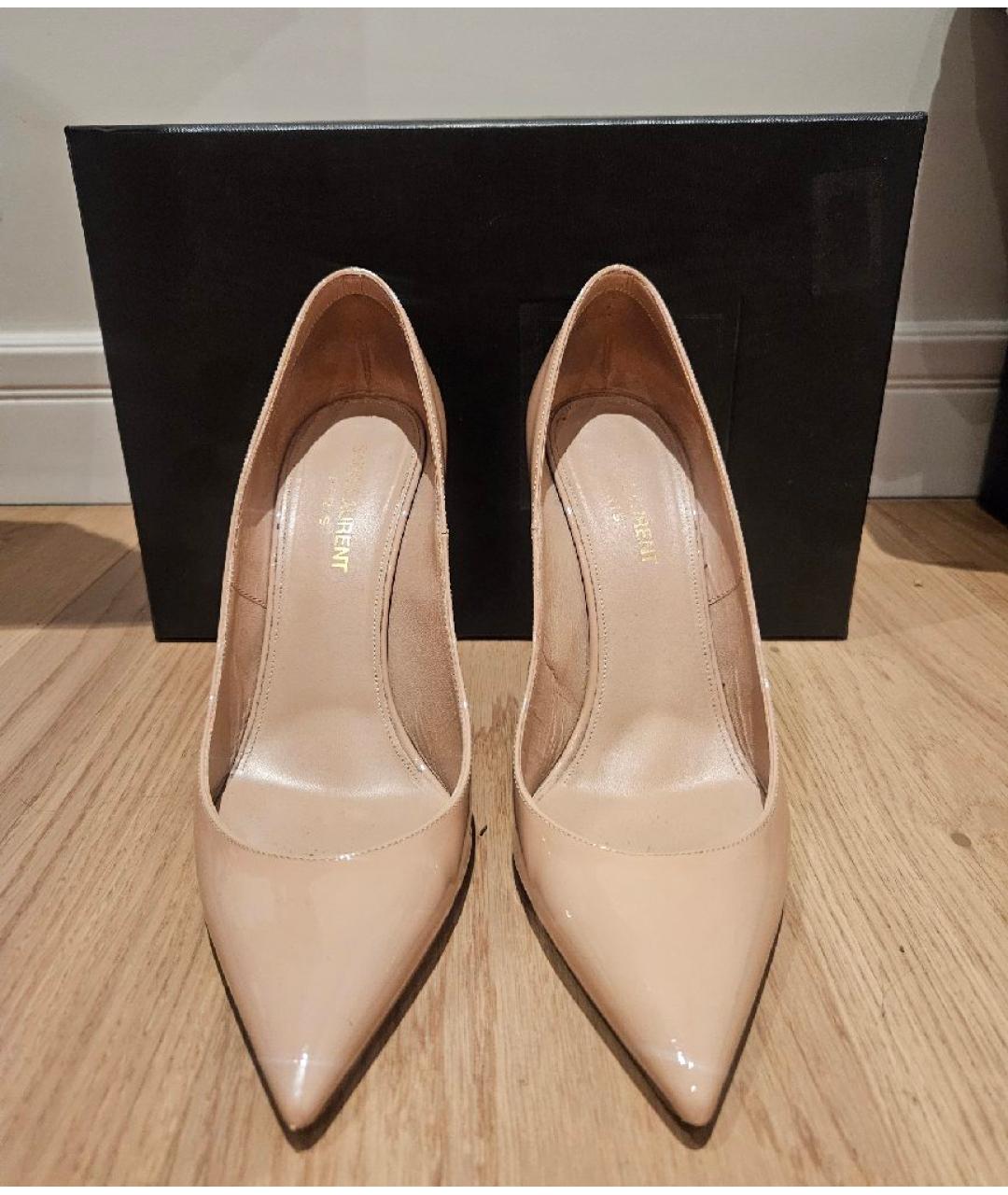 SAINT LAURENT Бежевые туфли из лакированной кожи, фото 2