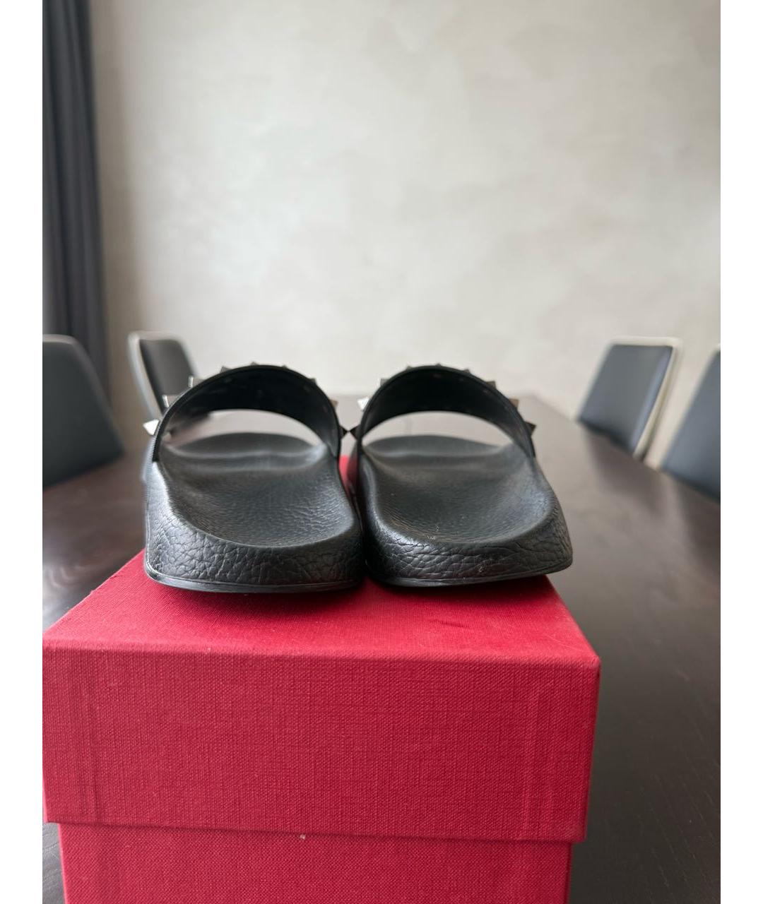 VALENTINO Черные резиновые шлепанцы, фото 4