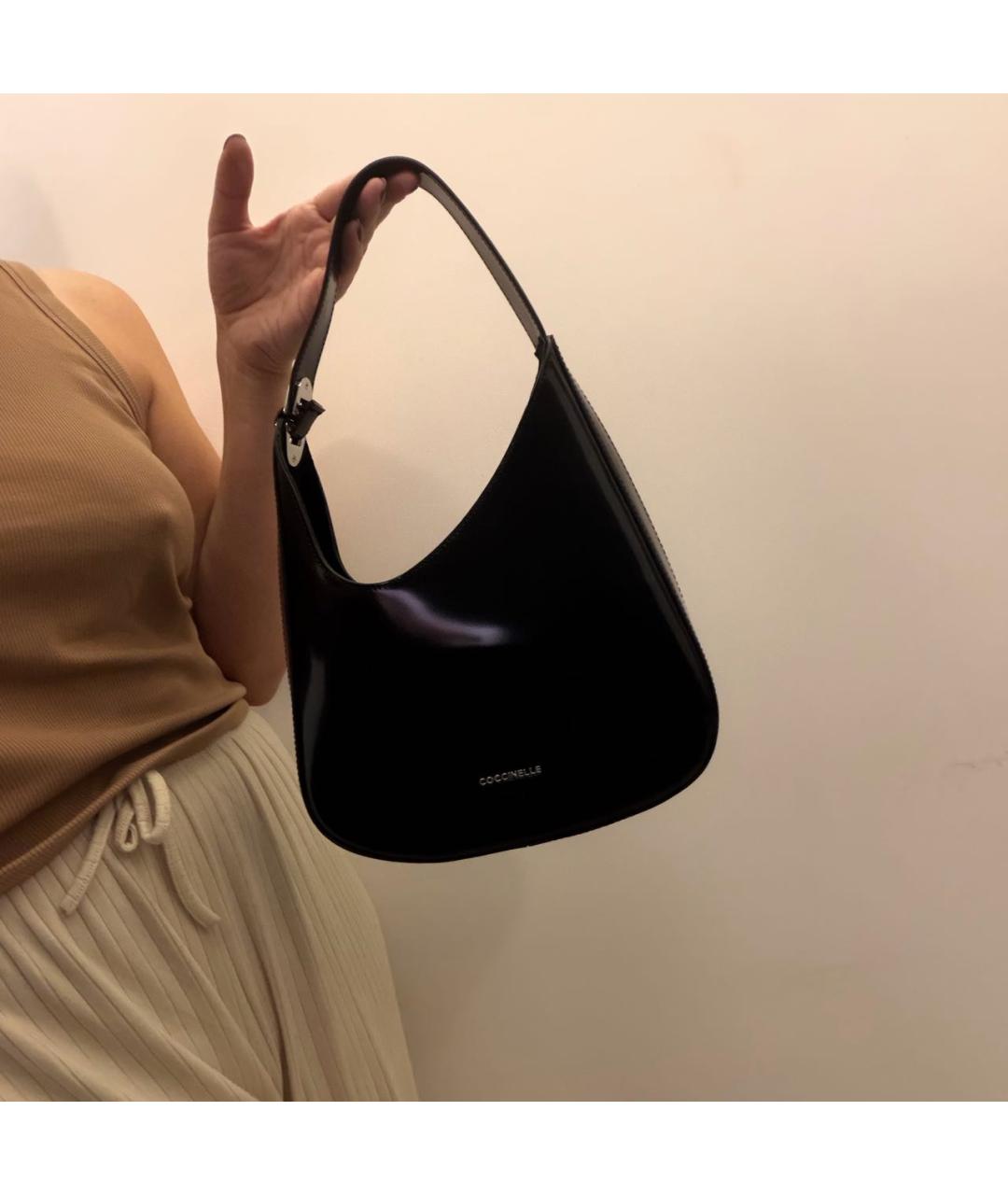 COCCINELLE Черная кожаная сумка с короткими ручками, фото 2