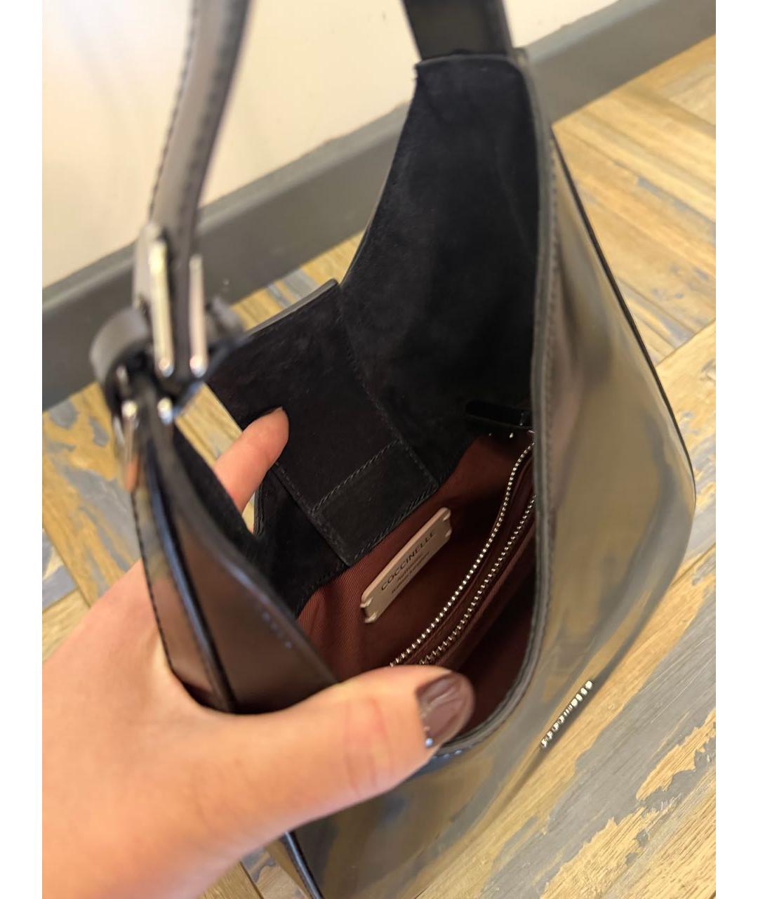 COCCINELLE Черная кожаная сумка с короткими ручками, фото 4