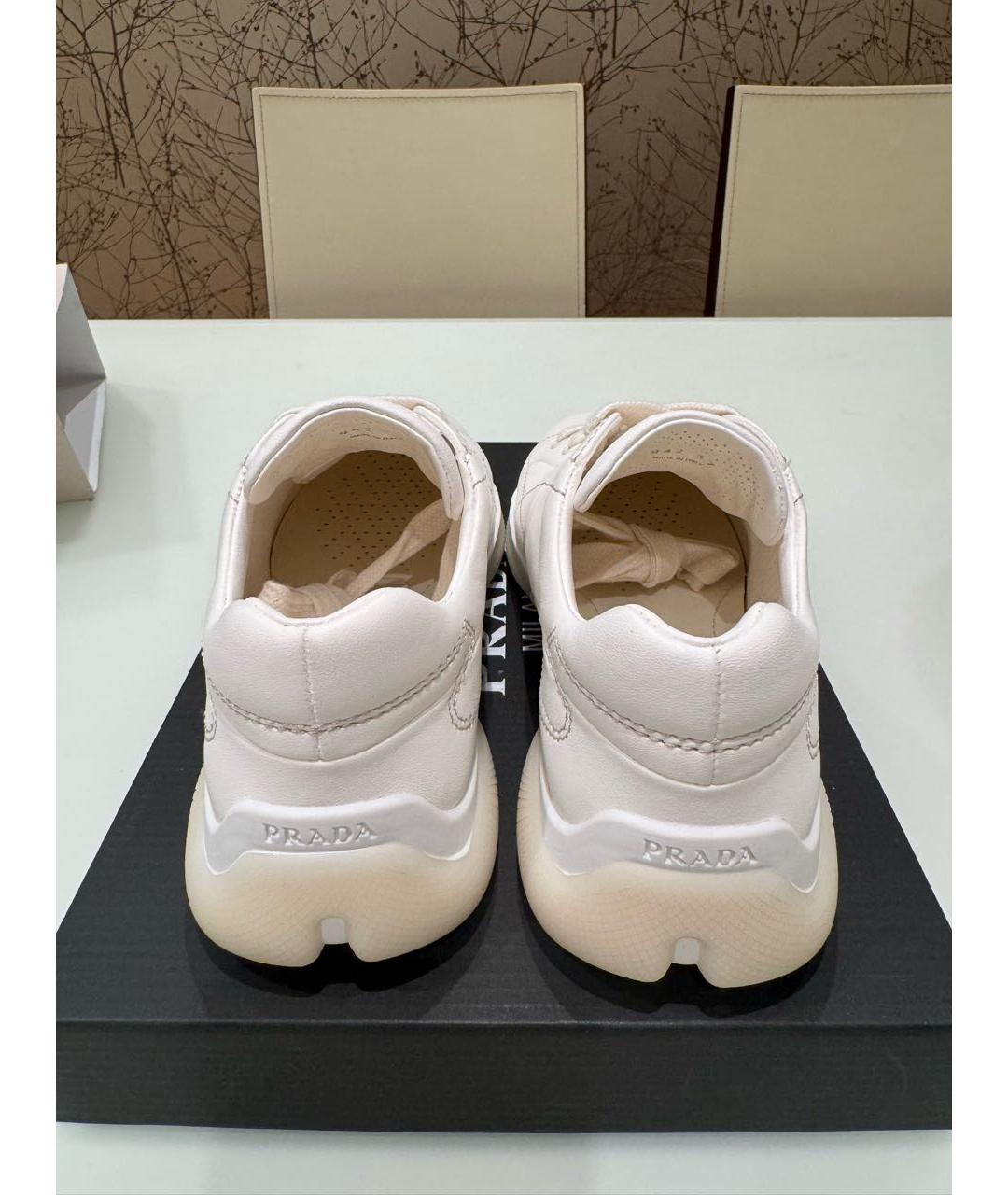 PRADA Белые кожаные кроссовки, фото 4
