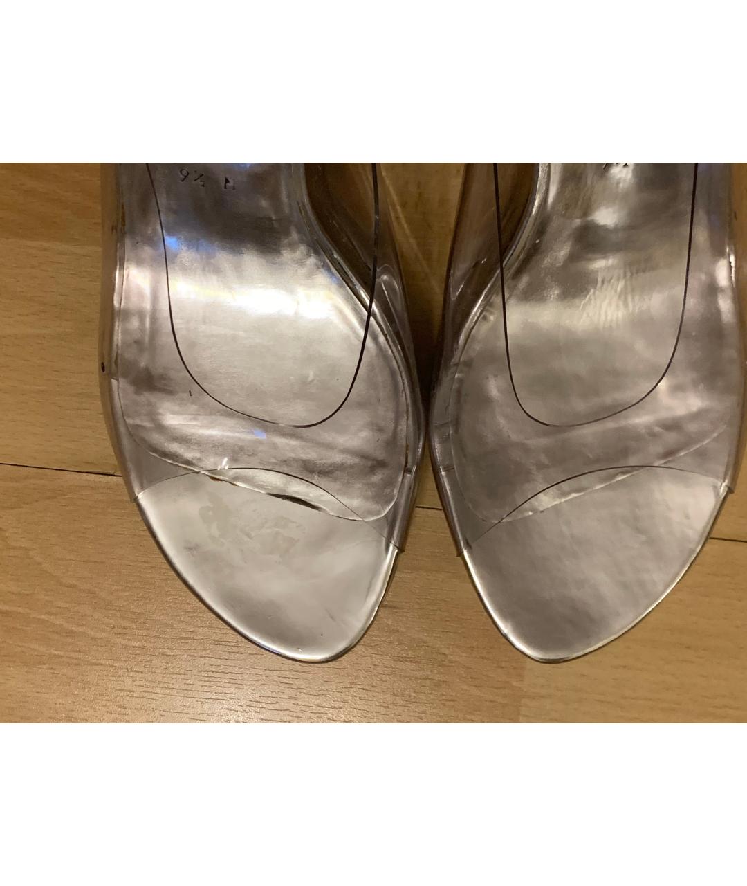 STUART WEITZMAN Серебряные кожаные сабо, фото 4