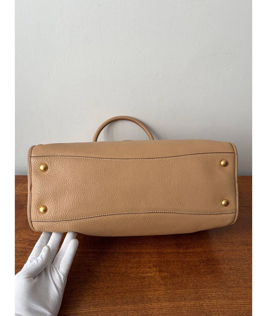 PRADA Бежевая кожаная сумка через плечо, фото 6
