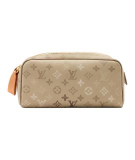 LOUIS VUITTON Барсетка