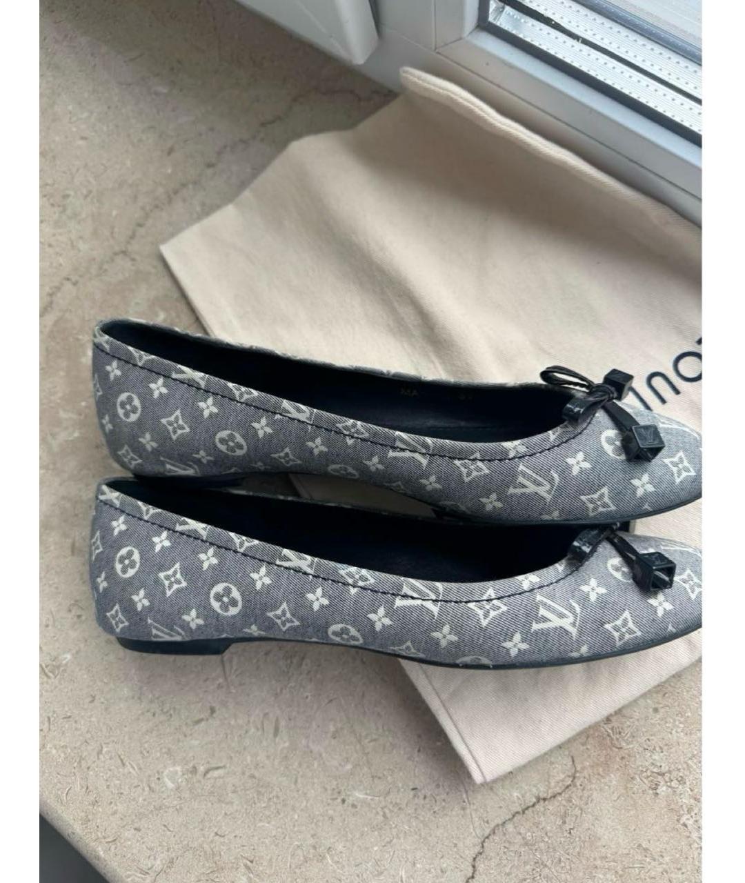 LOUIS VUITTON Серые текстильные балетки, фото 6