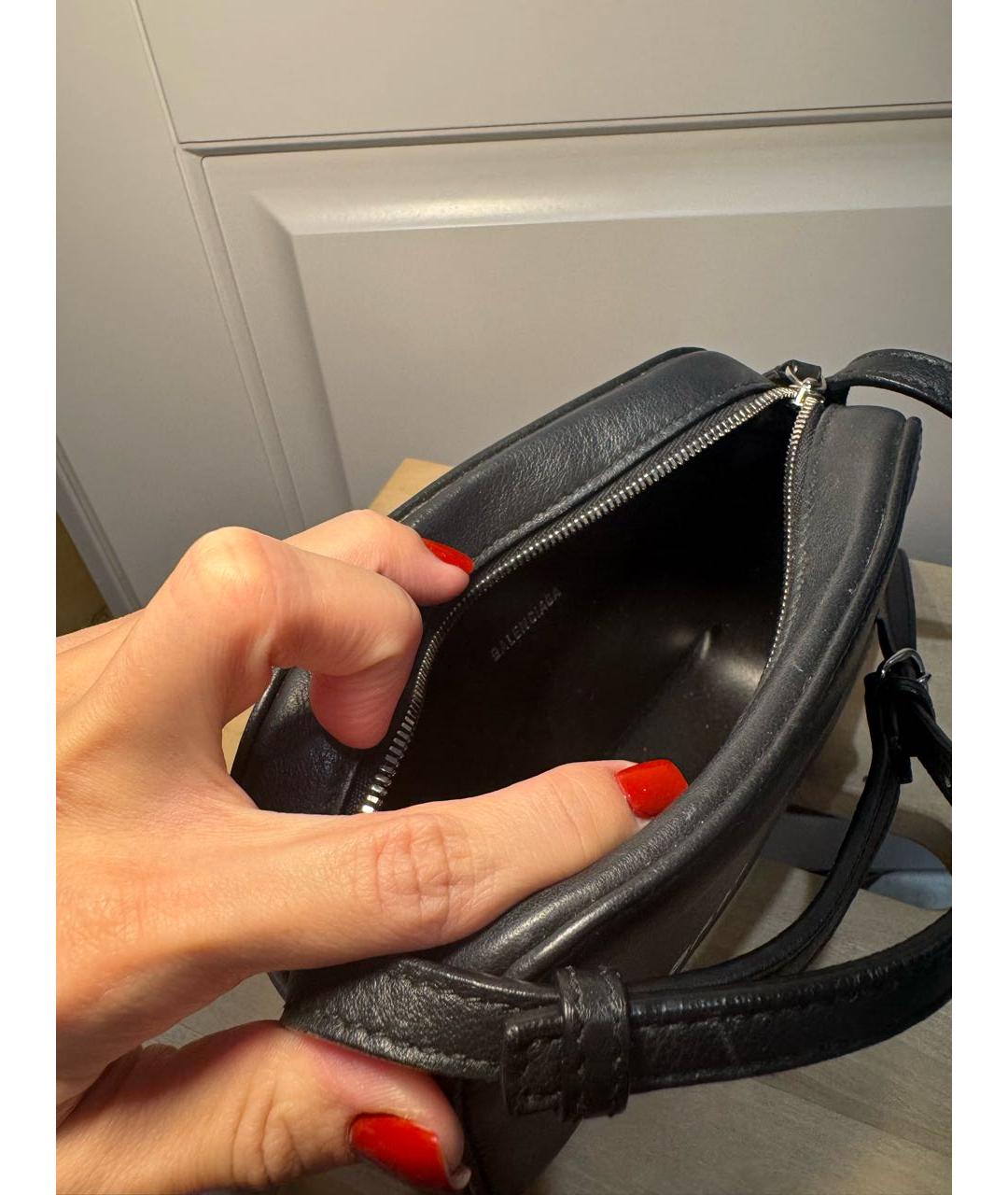 BALENCIAGA Черная кожаная сумка через плечо, фото 4