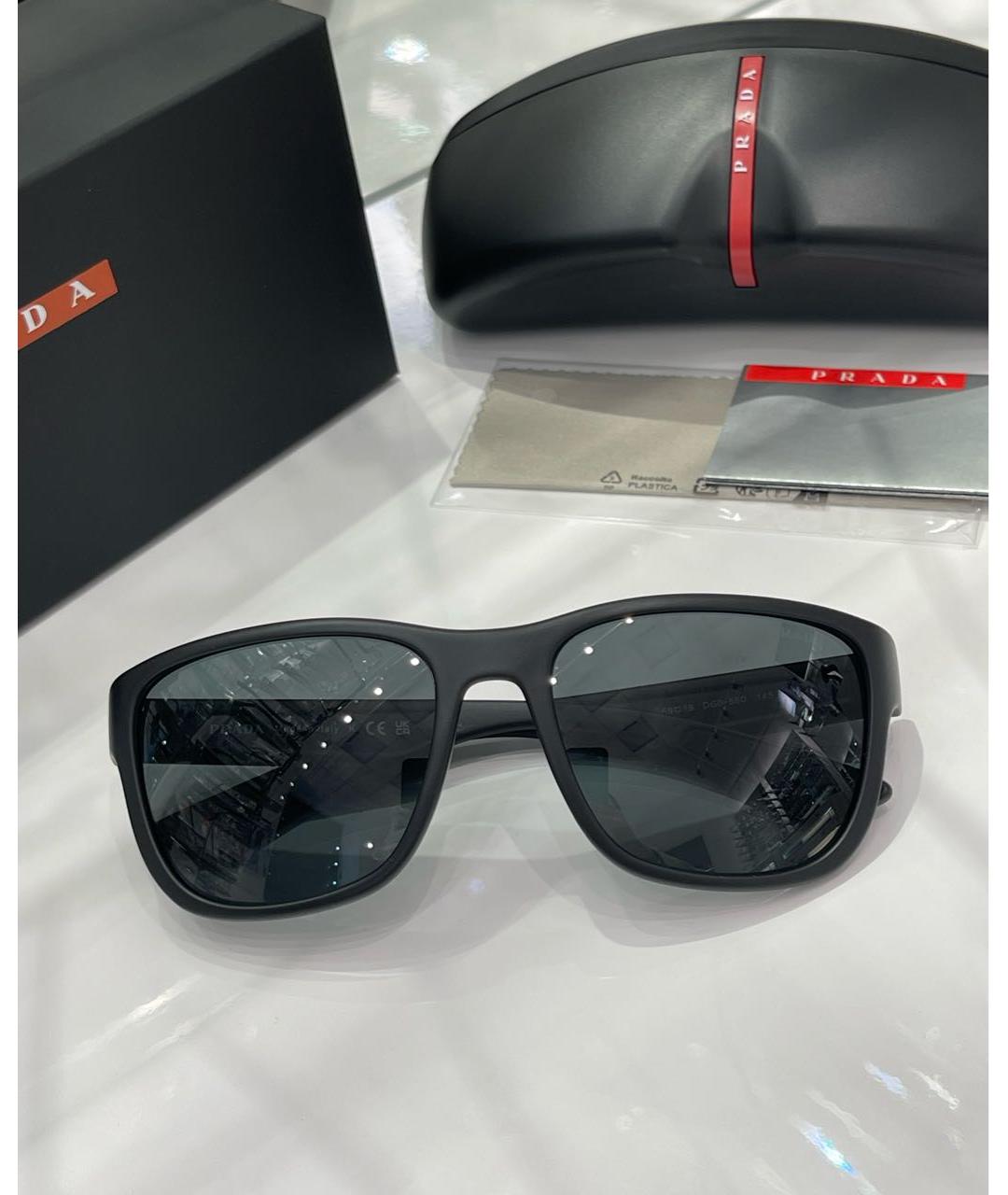 PRADA Черные пластиковые солнцезащитные очки, фото 8