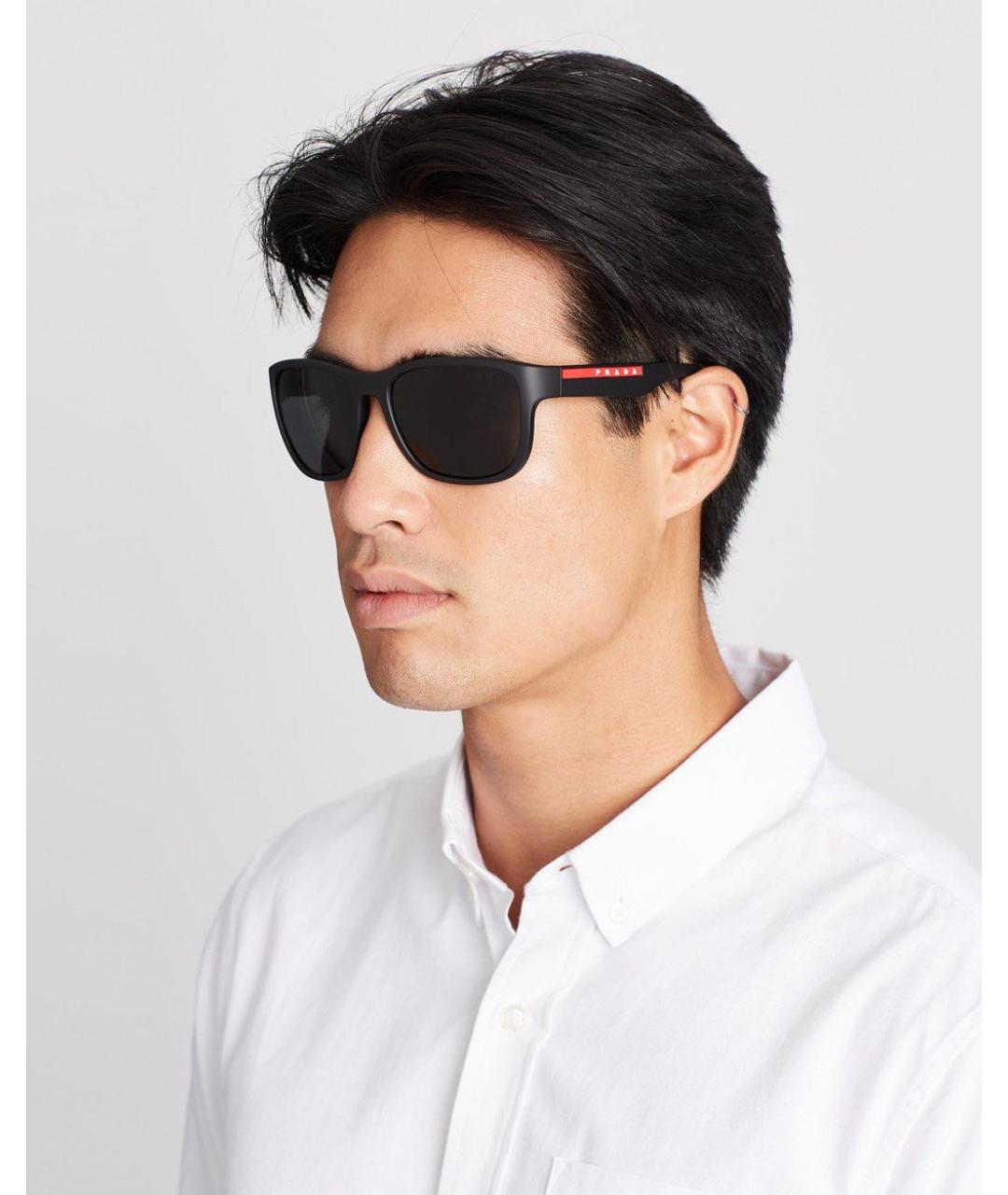 PRADA Черные пластиковые солнцезащитные очки, фото 2