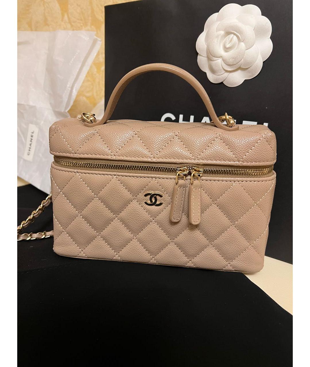 CHANEL Бежевая кожаная сумка с короткими ручками, фото 6