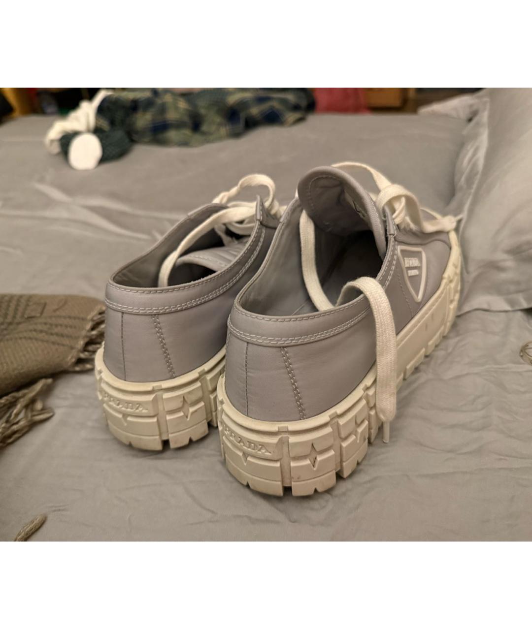 PRADA Голубые текстильные кеды, фото 4