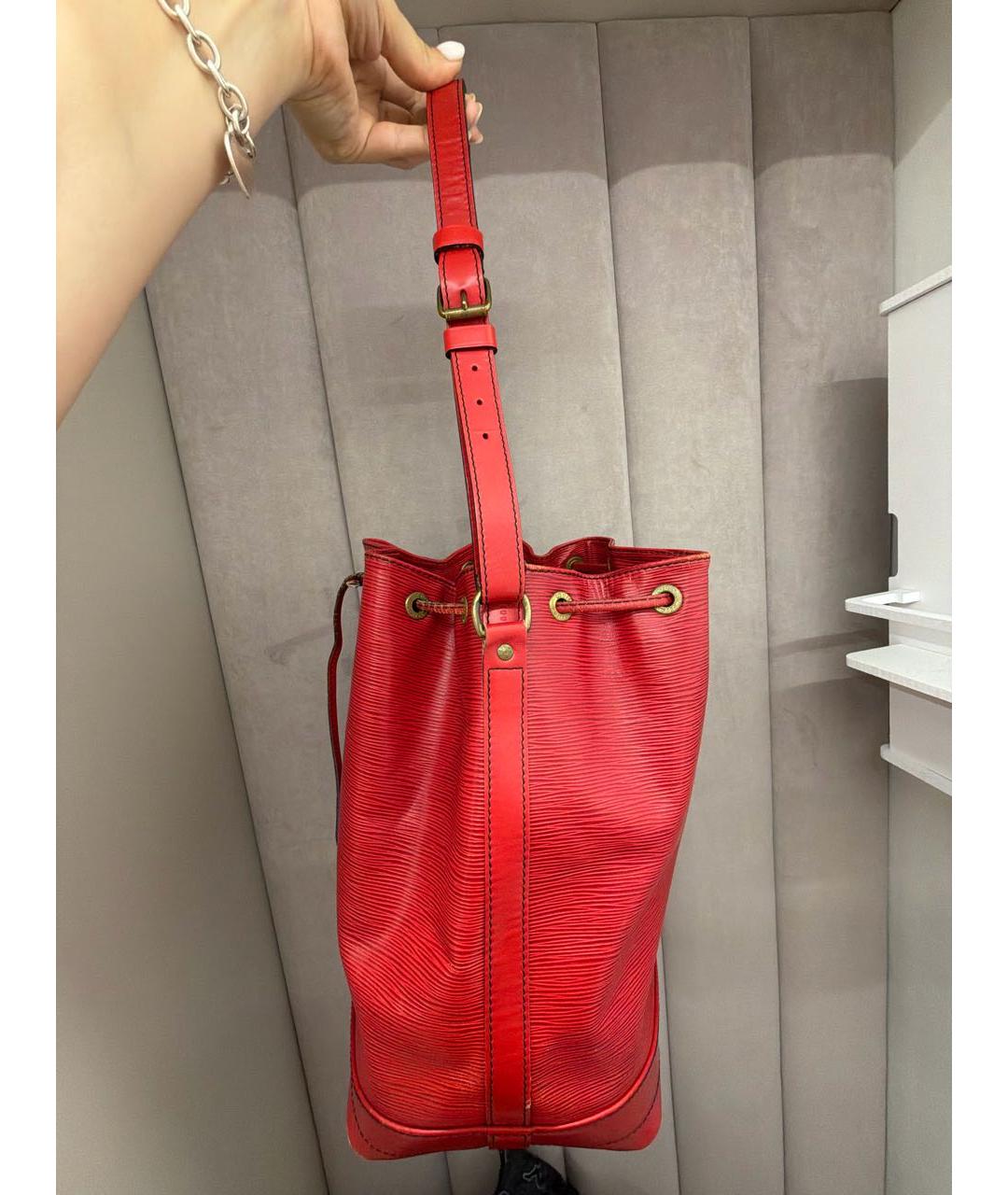 LOUIS VUITTON Красная кожаная сумка тоут, фото 2