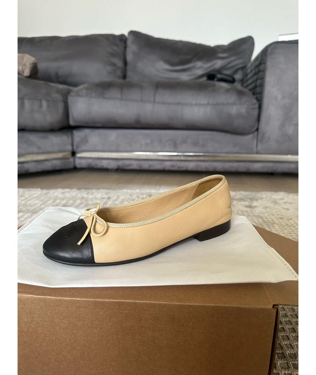 CHANEL Бежевые кожаные балетки, фото 9
