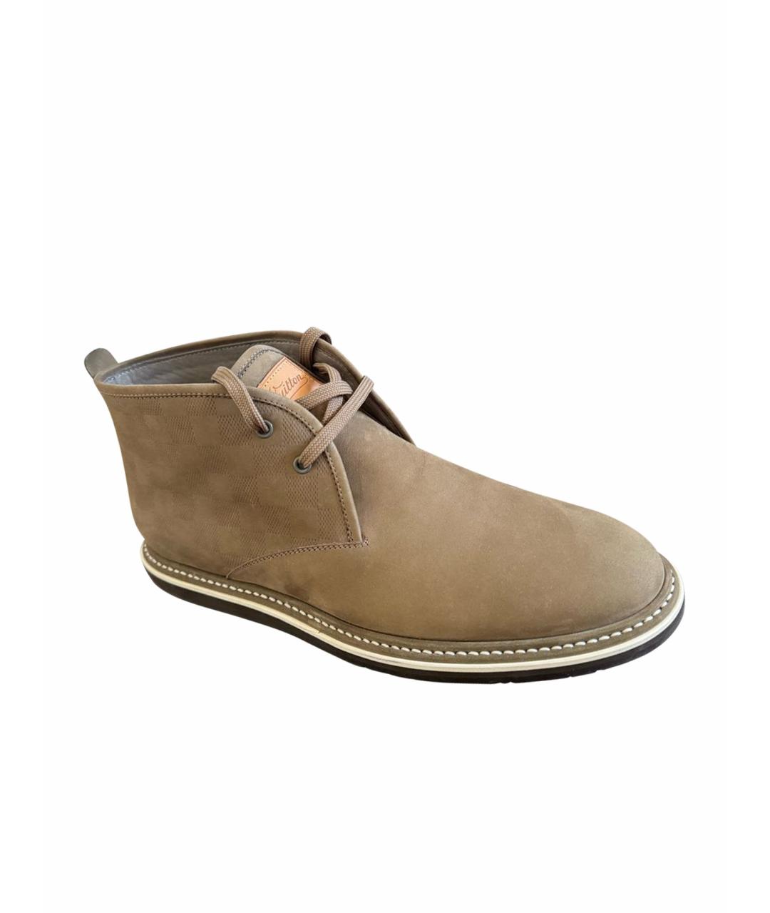 LOUIS VUITTON Бежевые замшевые низкие ботинки, фото 1