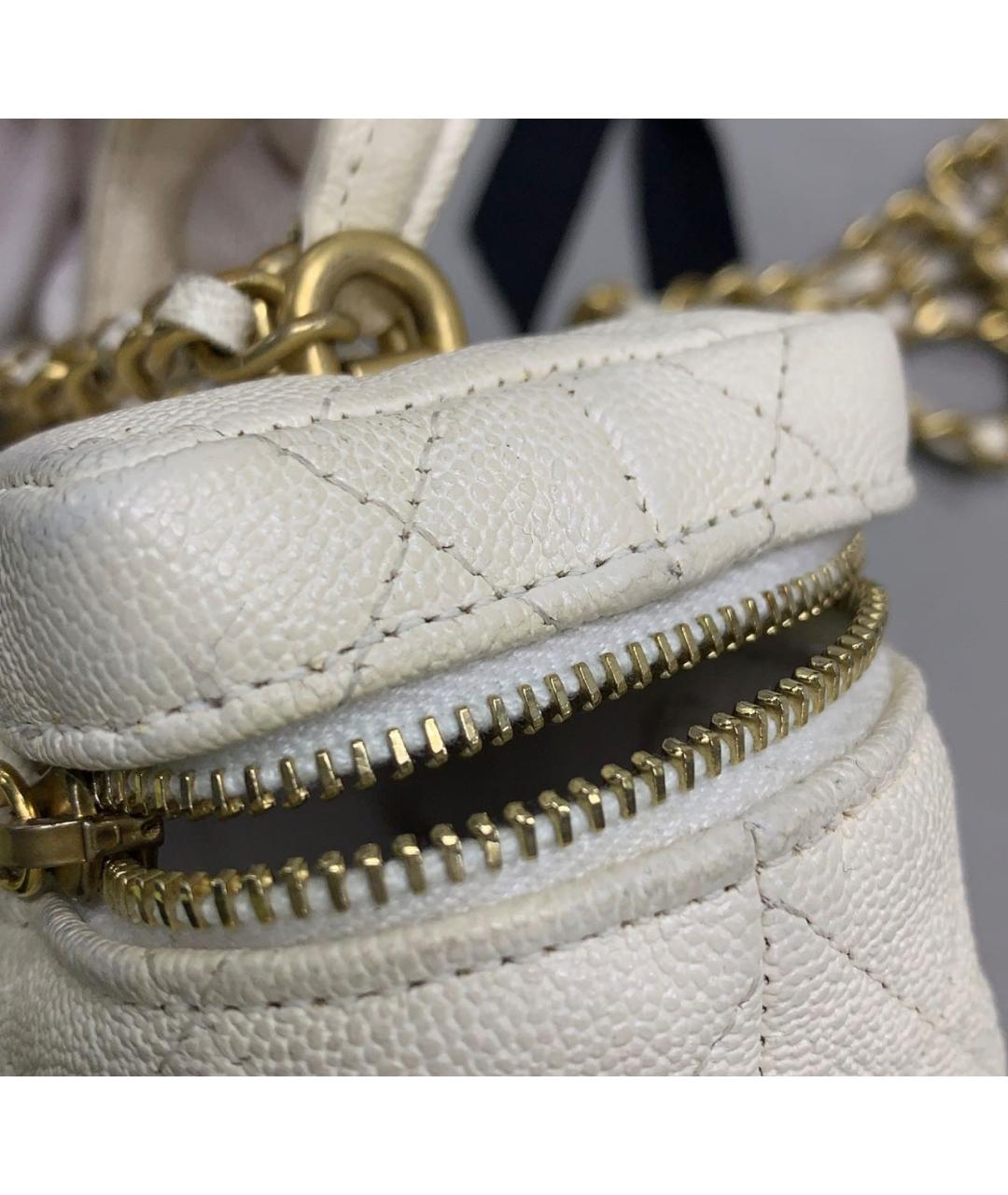 CHANEL Бежевая кожаная сумка через плечо, фото 4