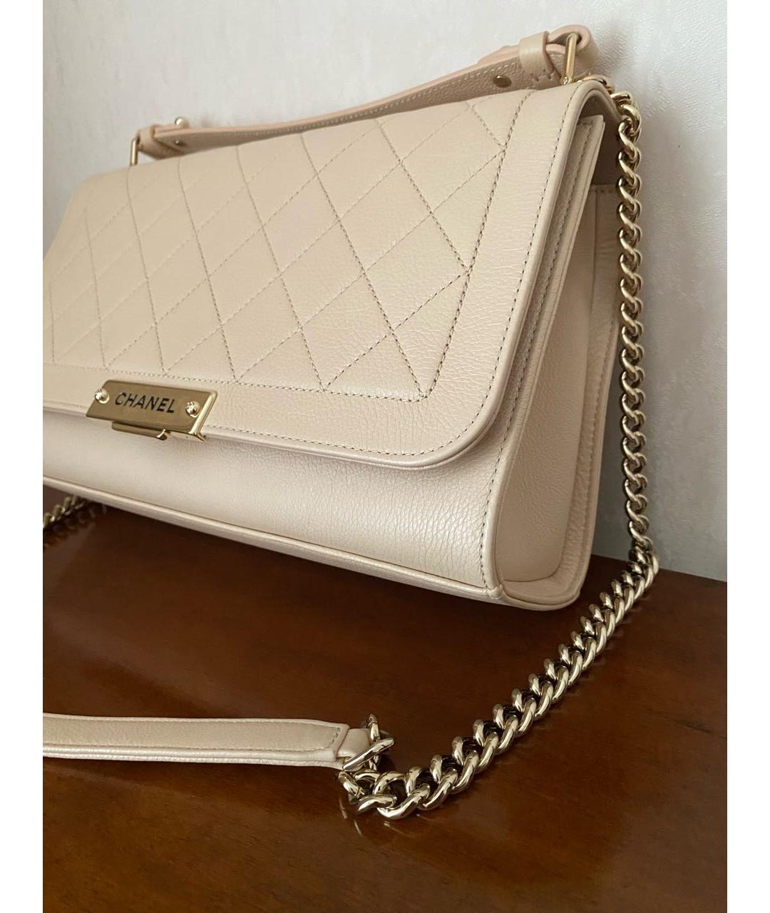 CHANEL Бежевая кожаная сумка через плечо, фото 2