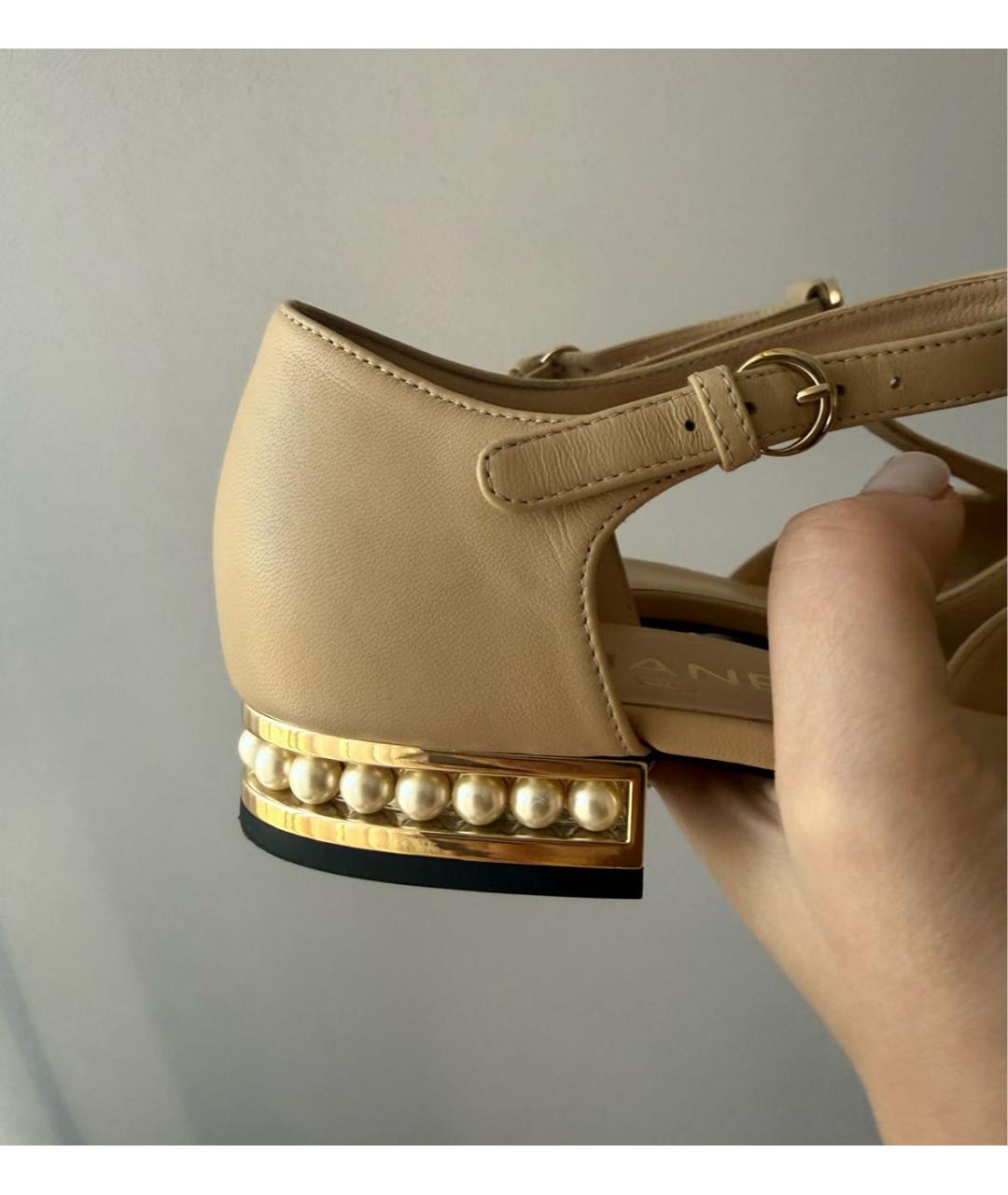 CHANEL Бежевые кожаные балетки, фото 5