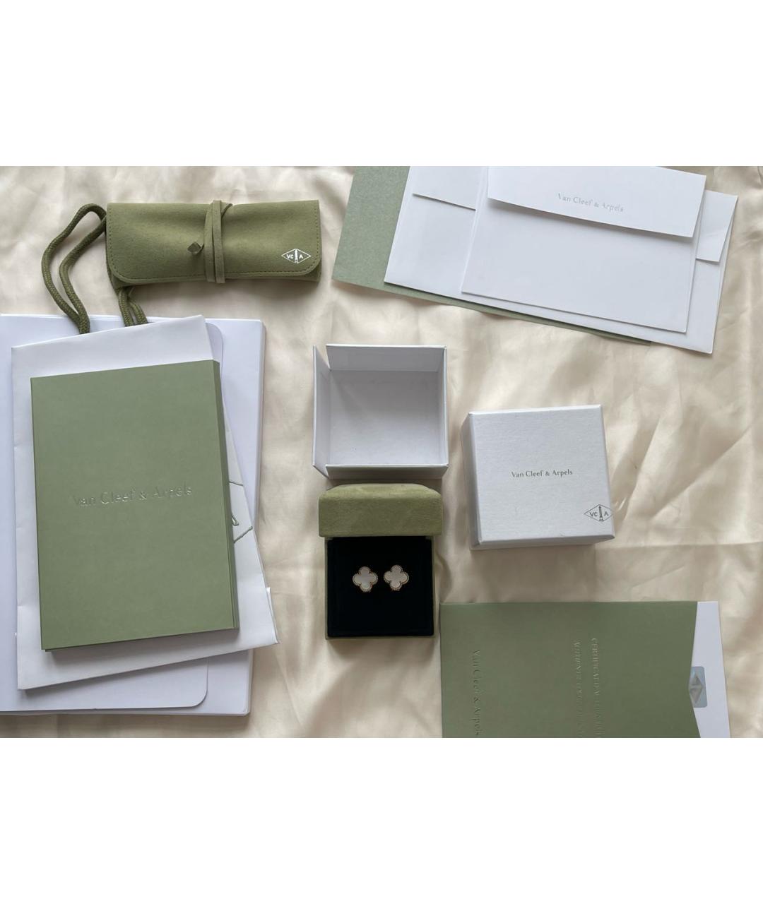 VAN CLEEF & ARPELS Белые серьги из желтого золота, фото 6