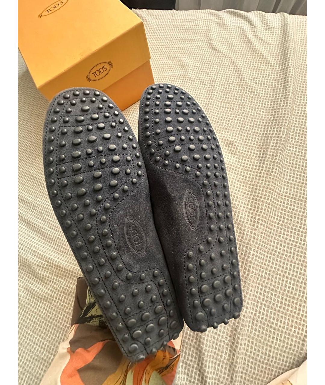 TOD'S Темно-синие замшевые мокасины, фото 3