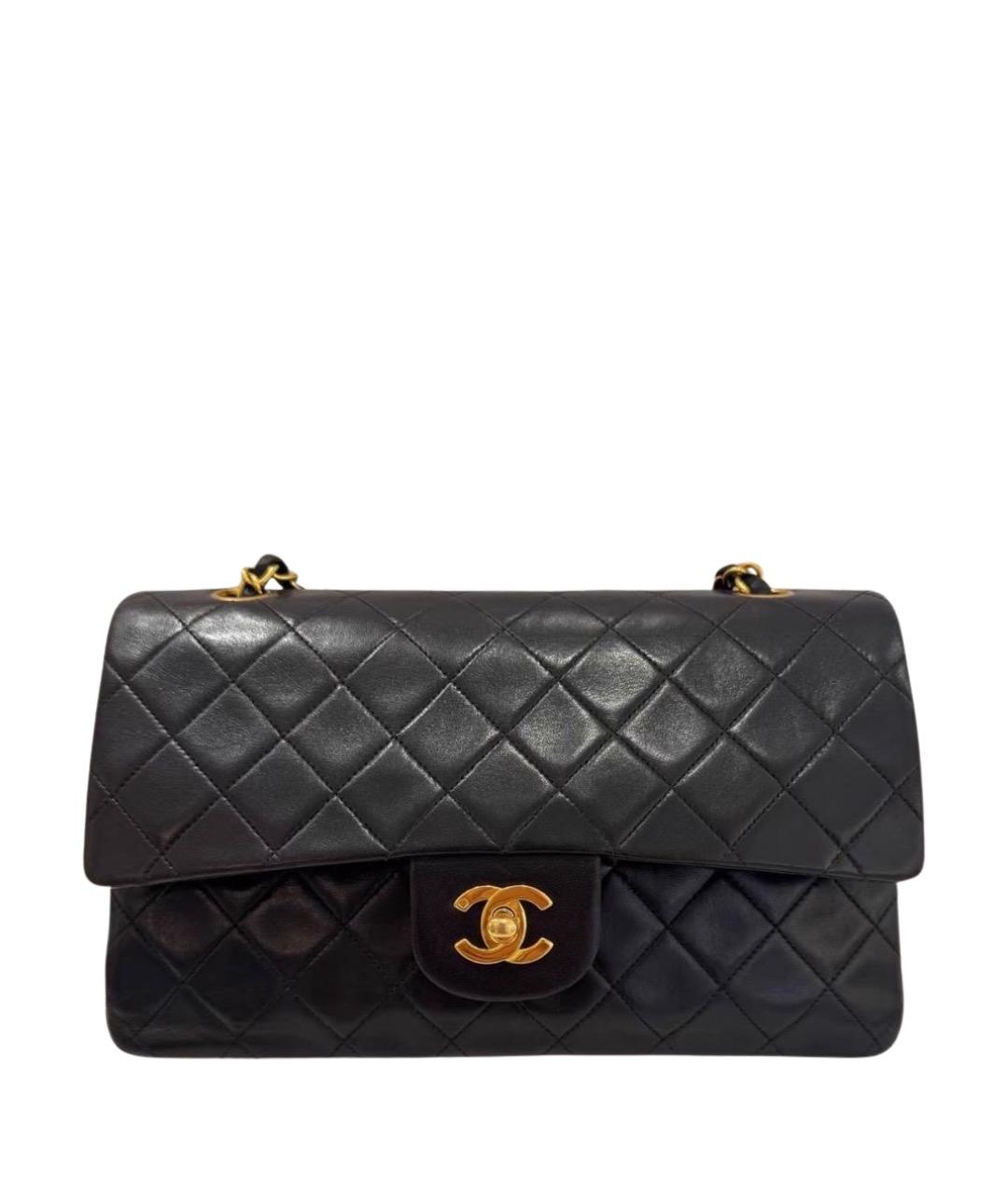 CHANEL Черная кожаная сумка через плечо, фото 1