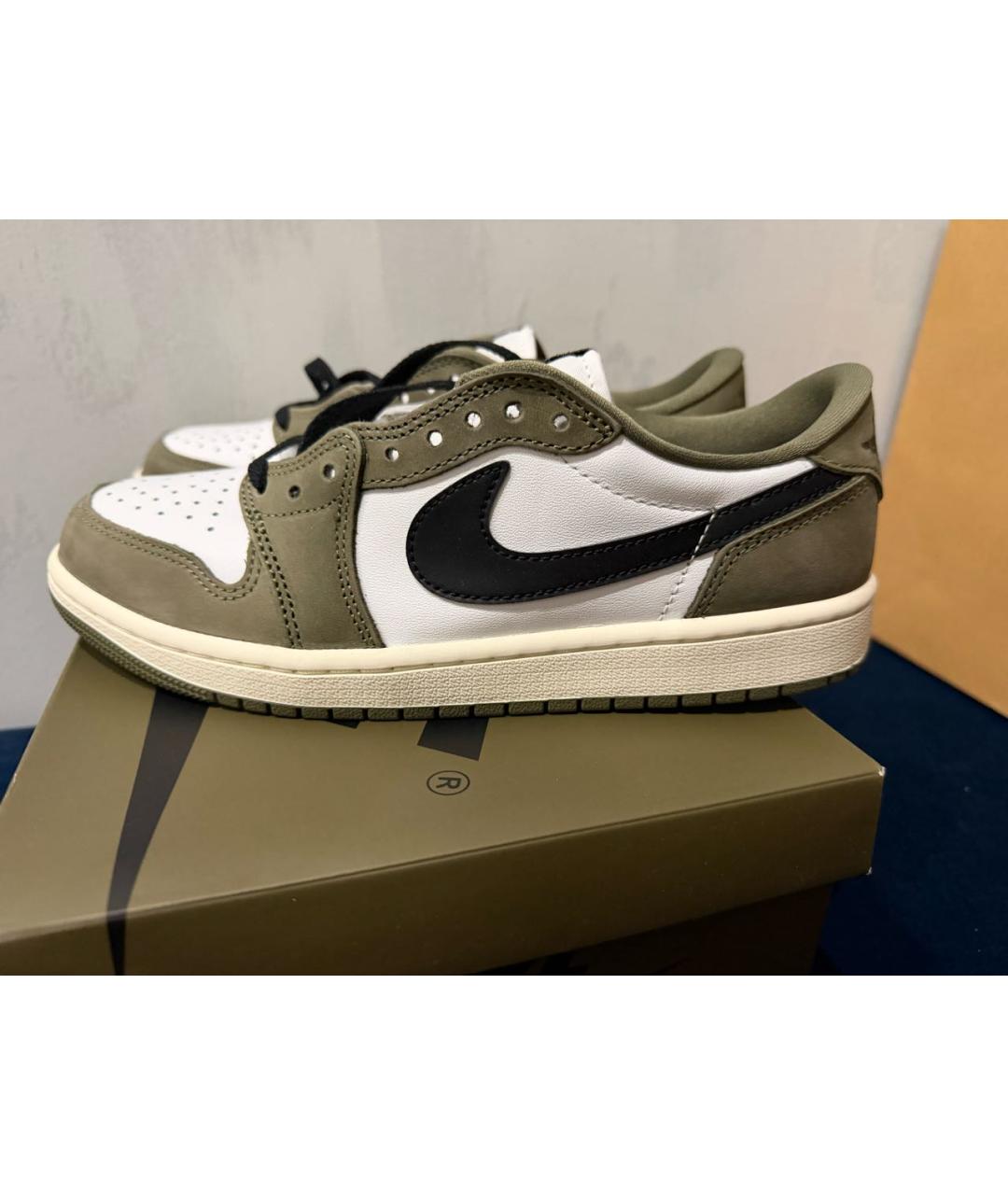 NIKE Зеленые нубуковые низкие кроссовки / кеды, фото 5