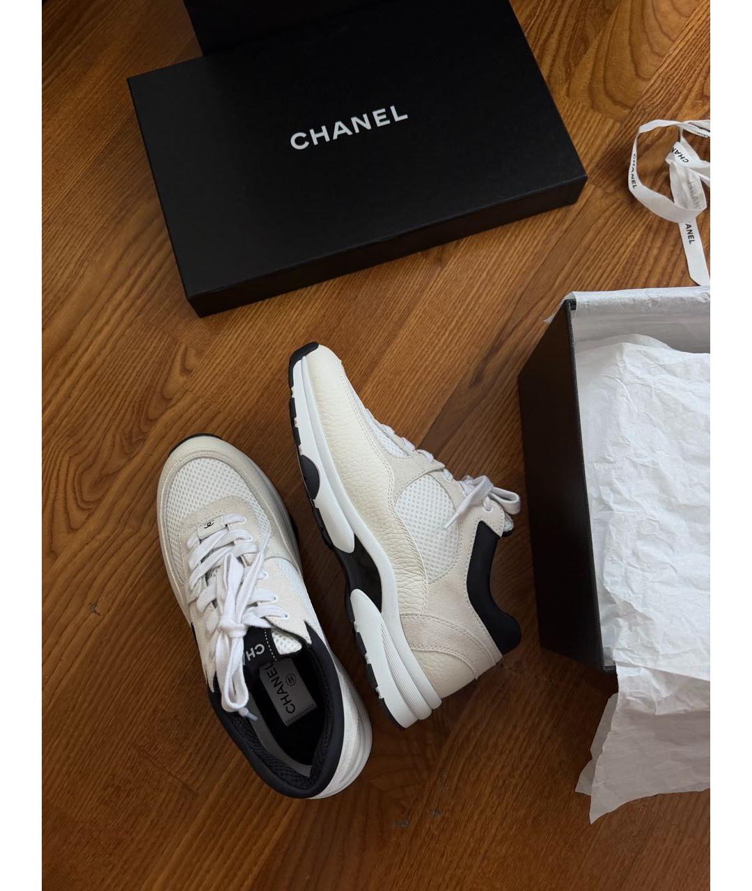 CHANEL Белые кожаные кеды, фото 3