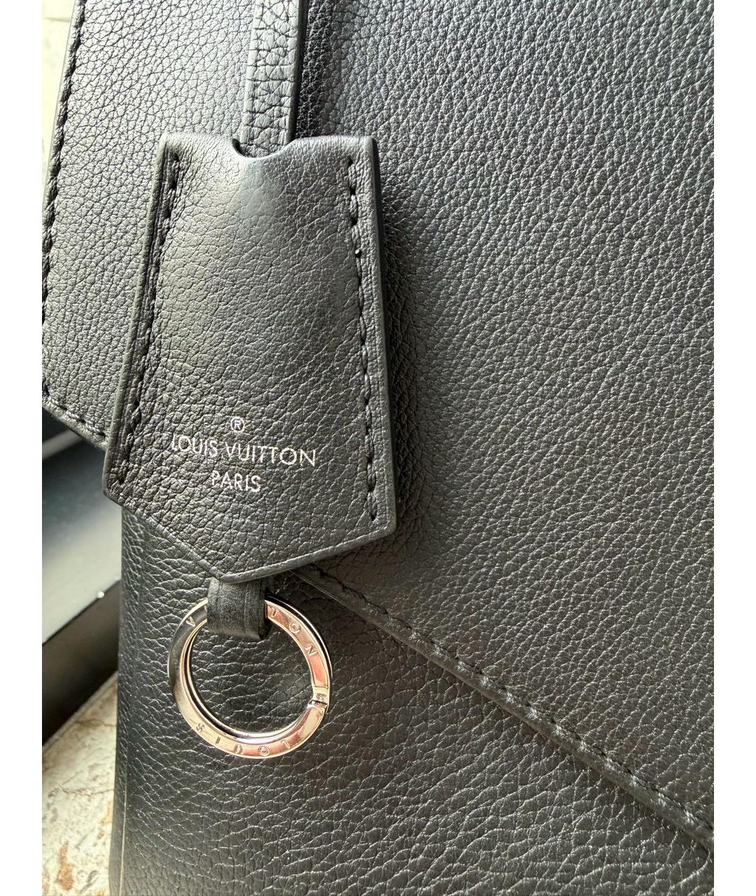 LOUIS VUITTON Черная кожаная сумка с короткими ручками, фото 7