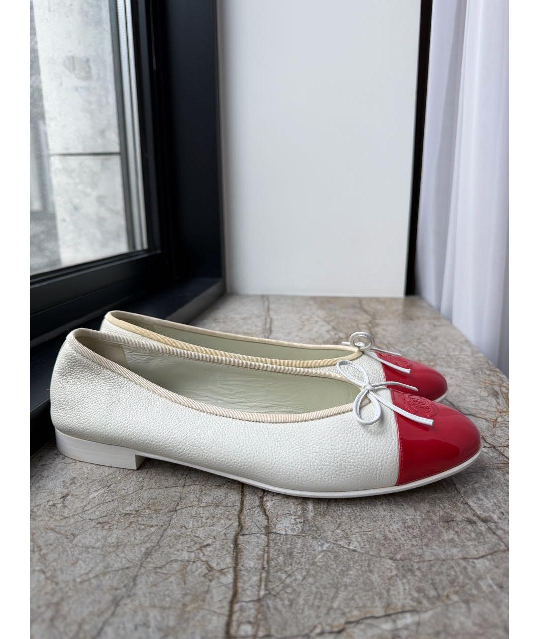 CHANEL Белые кожаные балетки, фото 7