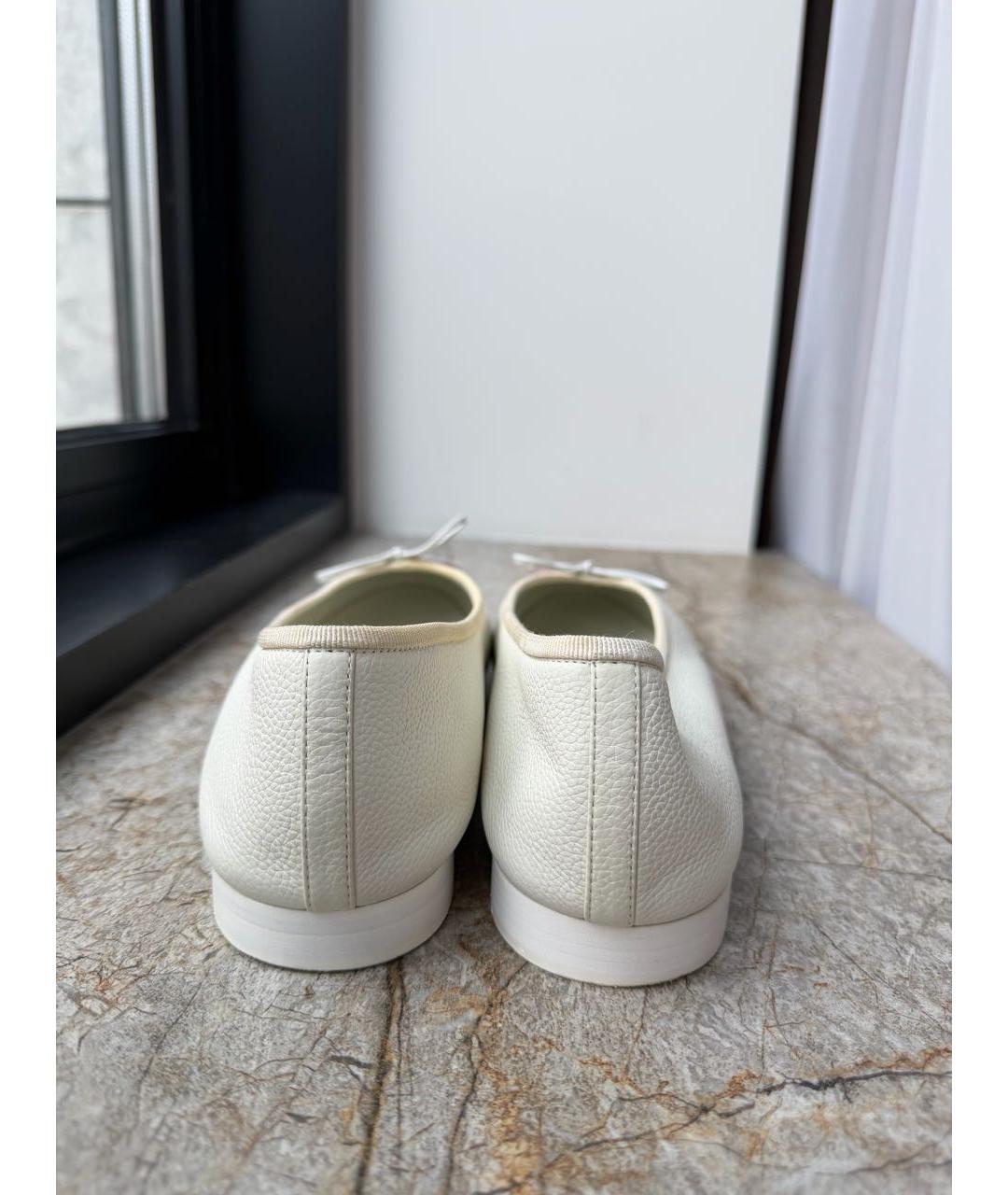 CHANEL Белые кожаные балетки, фото 4